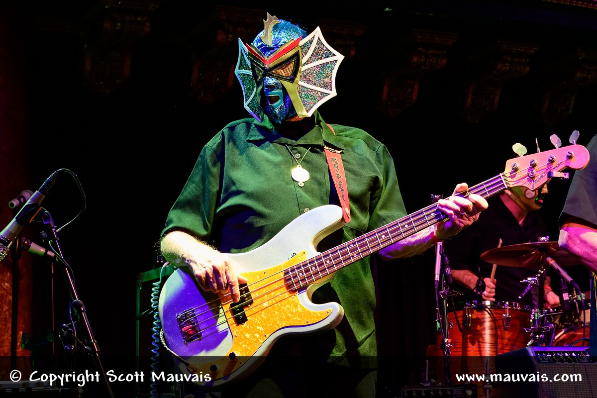 Los Straightjackets 2022 | Great American Music Hall | December 13